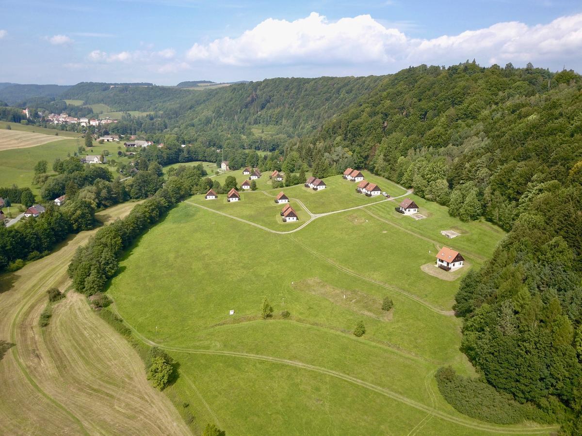 Вилла Green Valley Park Starkov  Экстерьер фото